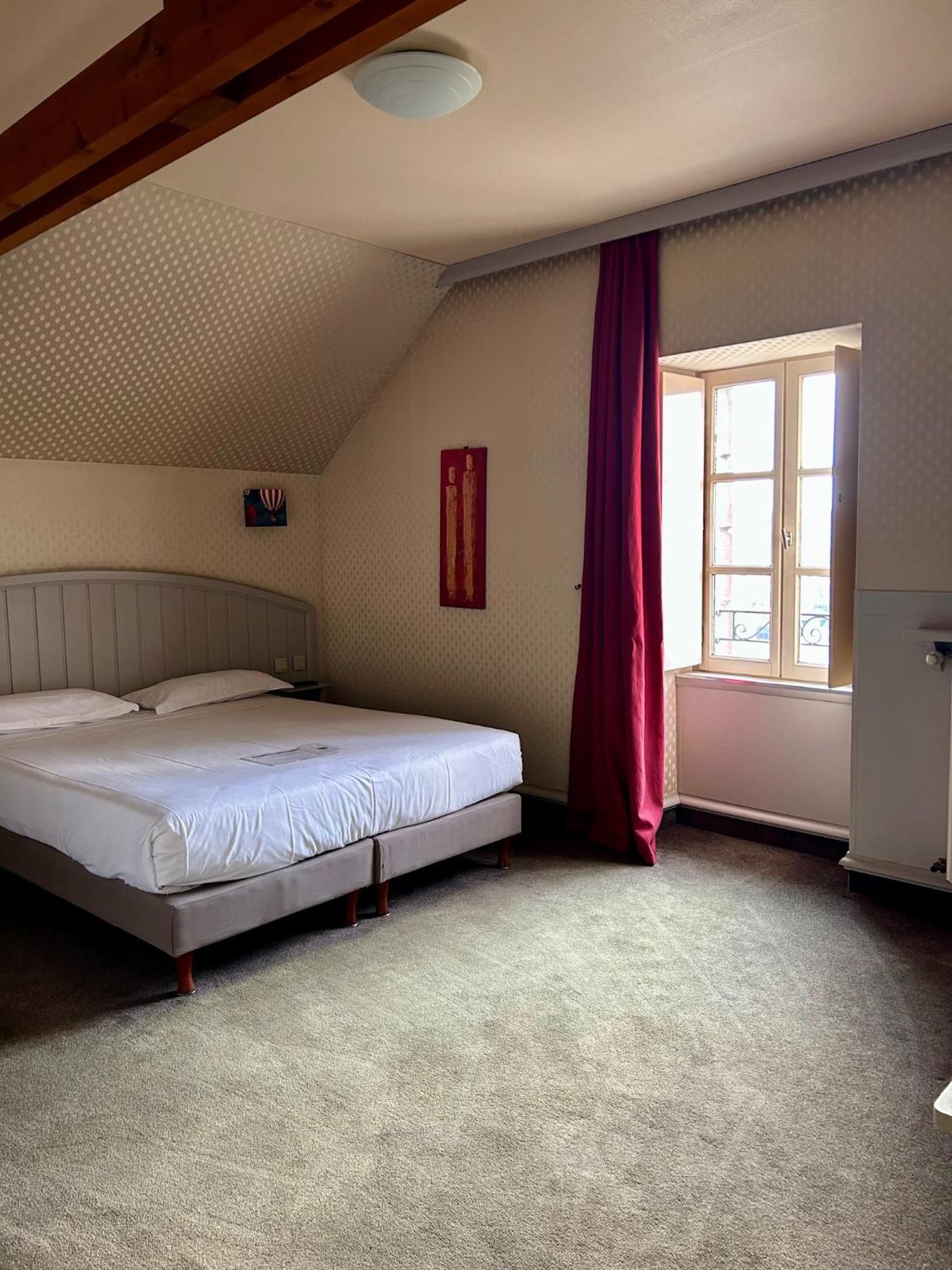 Cit'Hotel Le Challonge Dinan Eksteriør bilde